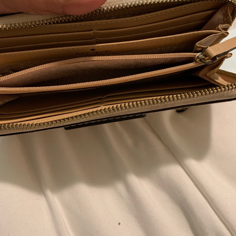 Wallet - Picture 6 of 6